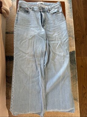 Abercrombie & Fitch Light Blue Wide-Leg Jeans
